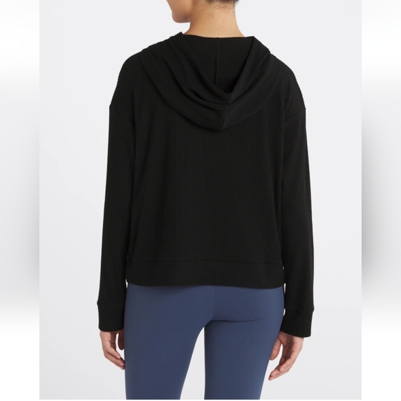 We Wandar - Taylor Boxy Brushed Ribbed Black Hoodie - Picture 3 of 6